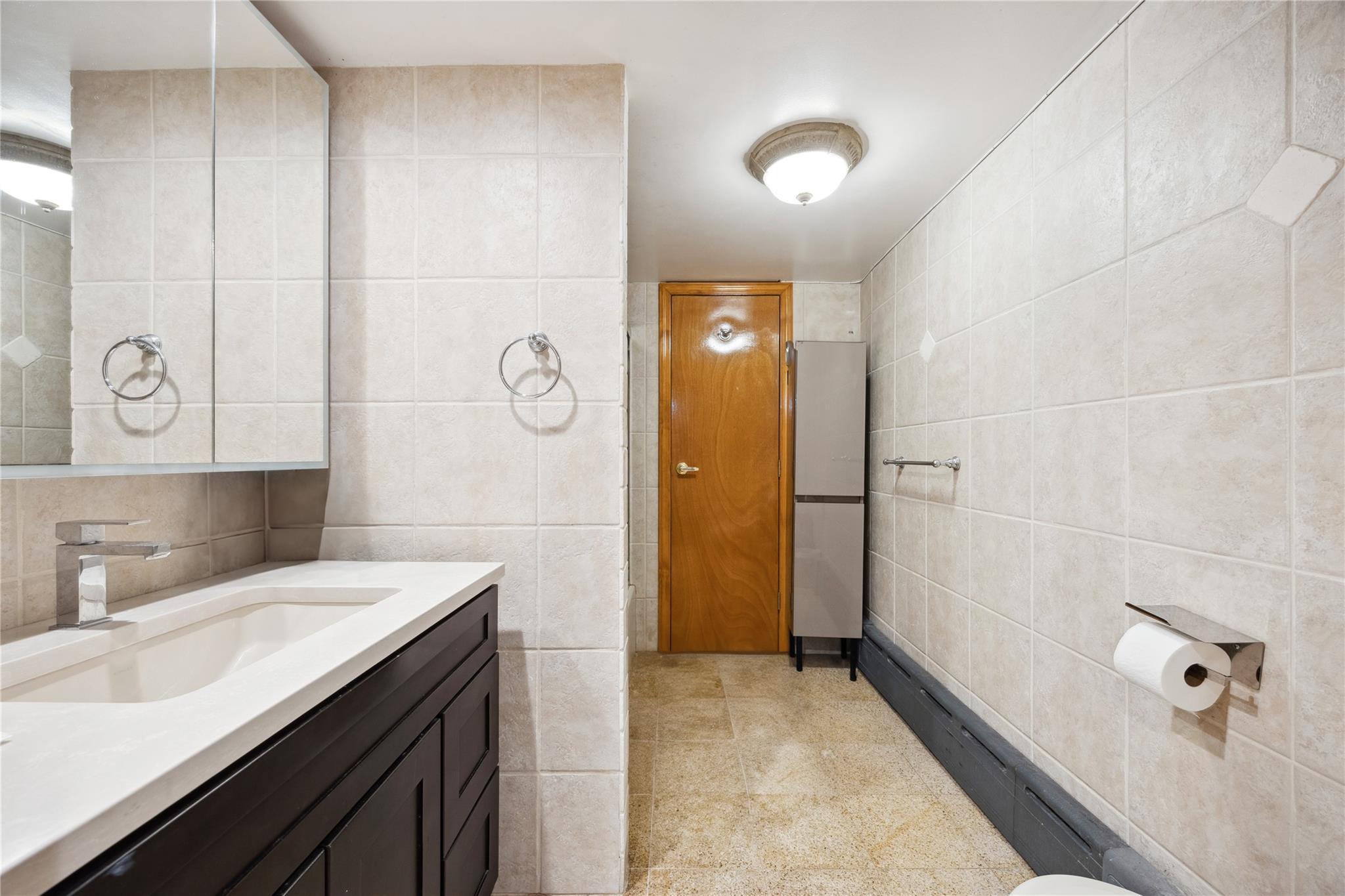 Single Family 146  Queens, NY 11357, MLS-846632-21