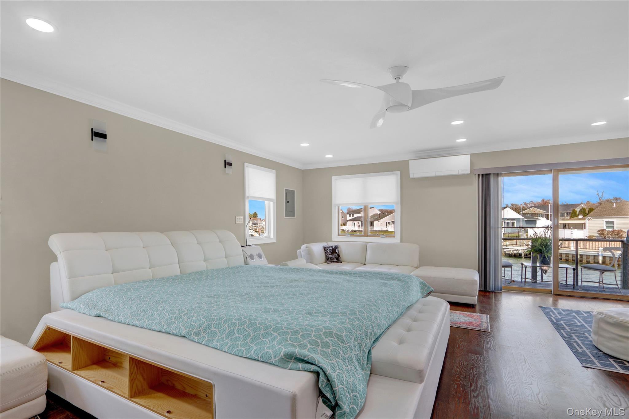 Single Family East Suffolk County, NY 11726, MLS-846641-14