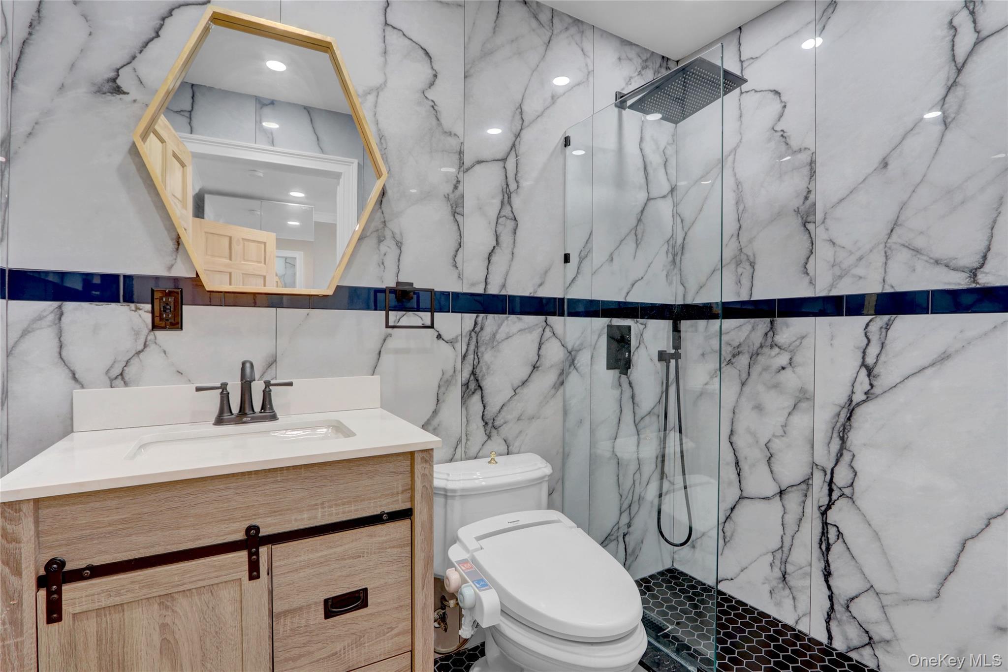 Single Family East Suffolk County, NY 11726, MLS-846641-24