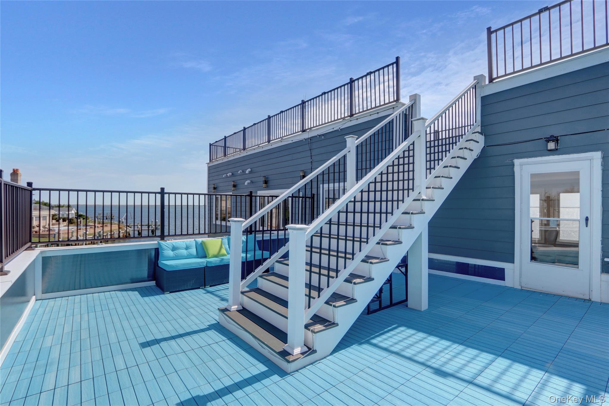 Single Family East Suffolk County, NY 11726, MLS-846641-34