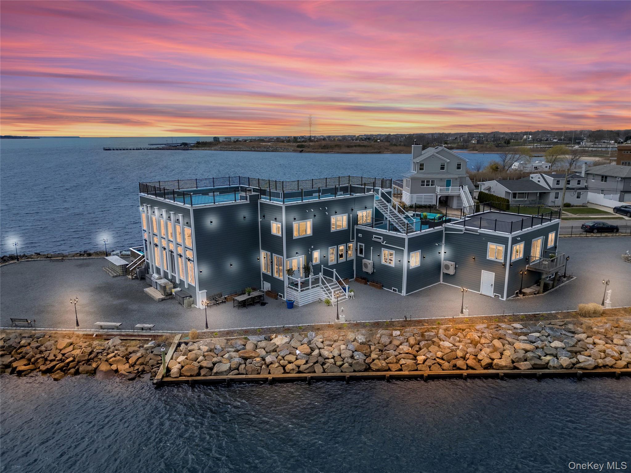 Single Family East  Suffolk County, NY 11726, MLS-846641-45