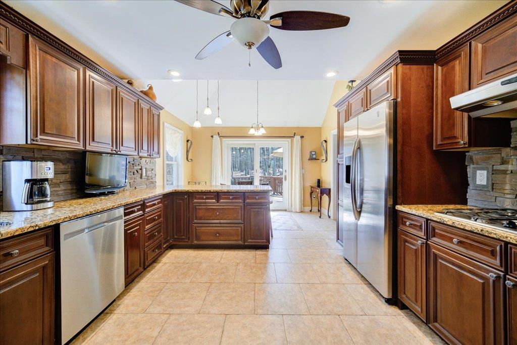 Single Family Highland  Ulster County, NY 12487, MLS-846658-12
