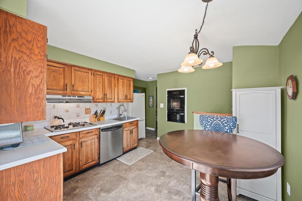 Single Family Pine Hill  Suffolk County, NY 11746, MLS-846674-13
