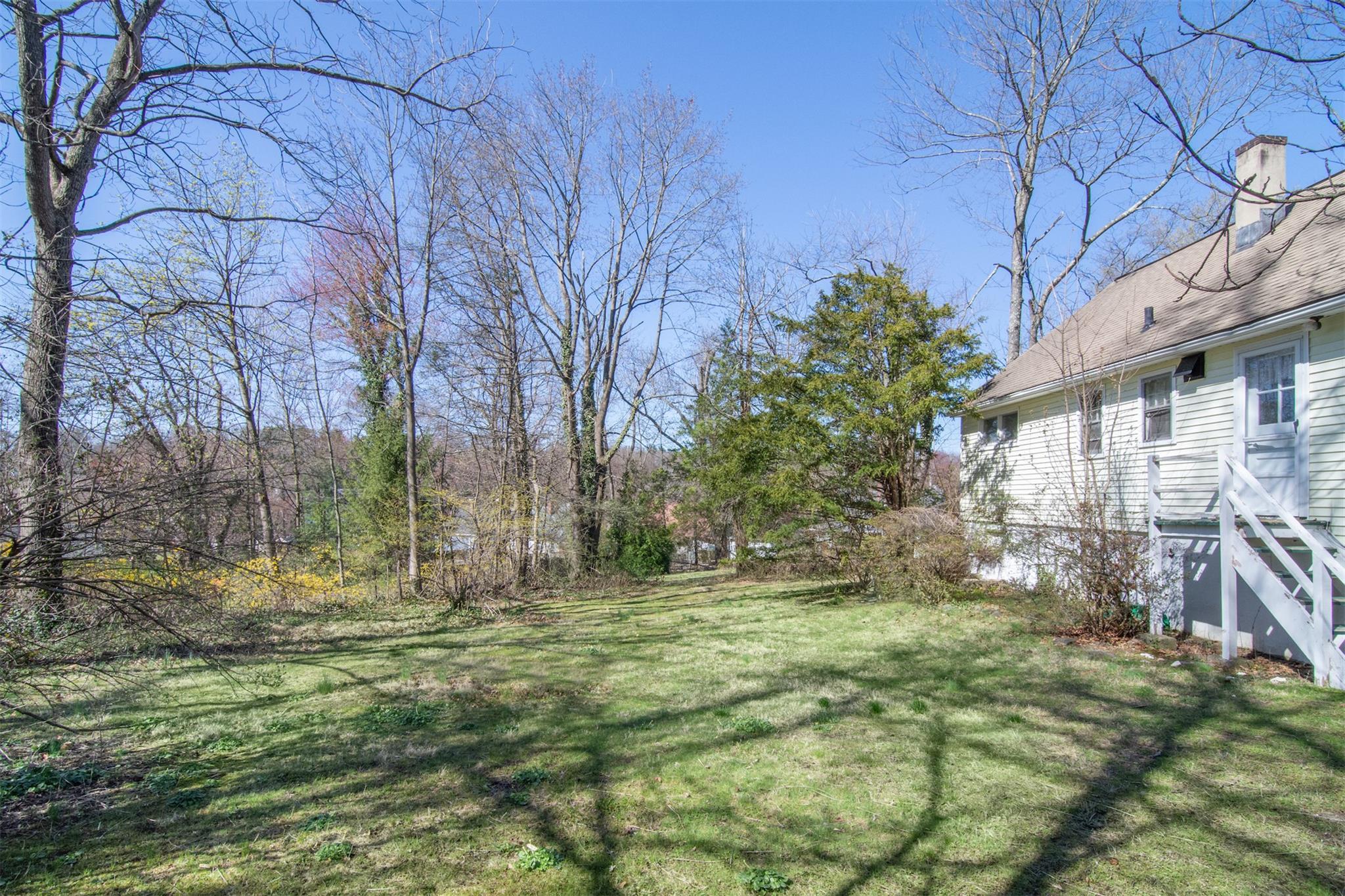 Single Family Amawalk Court  Westchester County, NY 10562, MLS-846681-3
