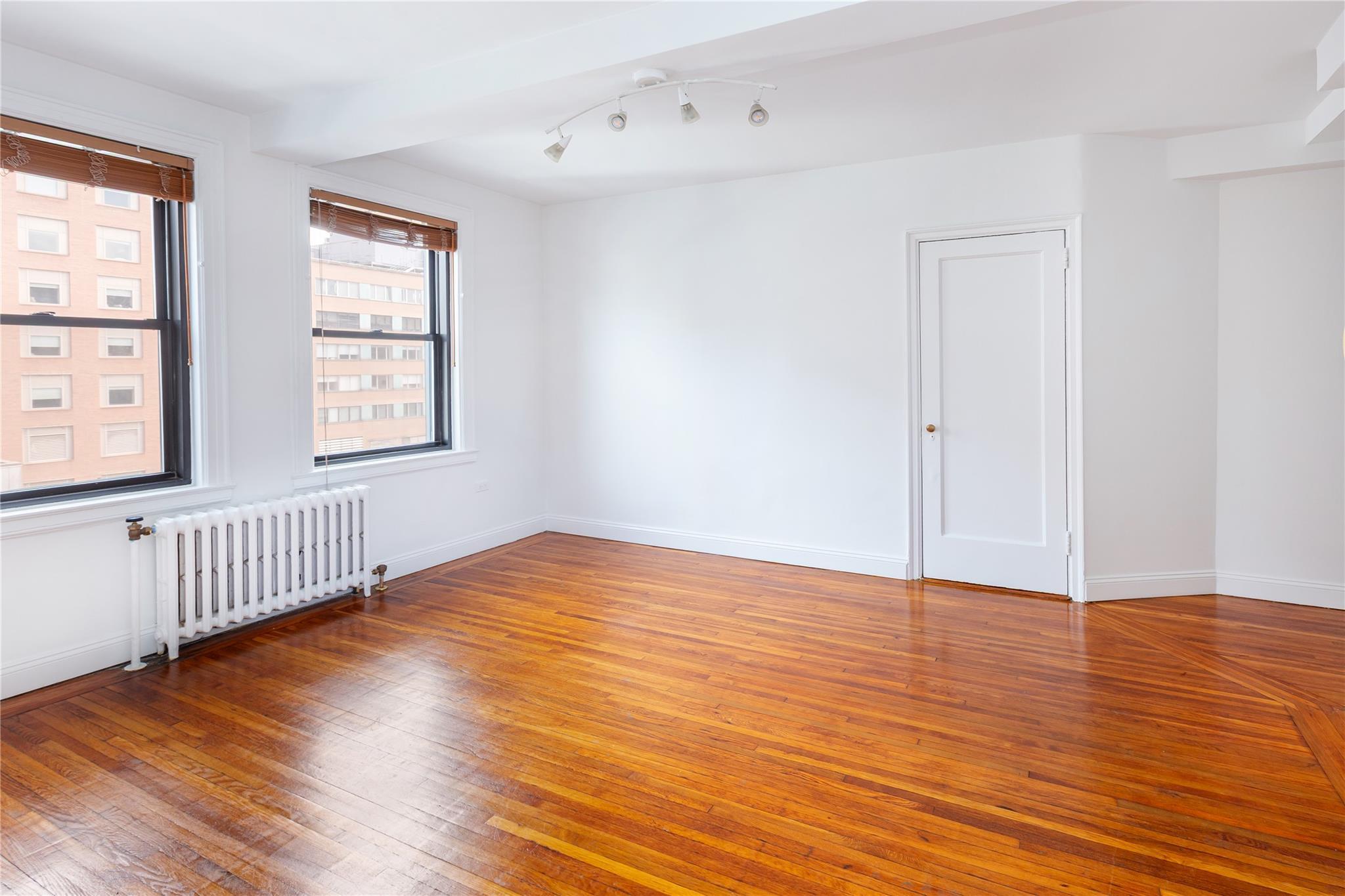 Coop 57th  Manhattan, NY 10019, MLS-846689-2