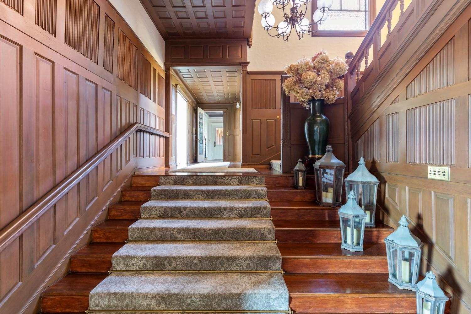 Single Family Fort Hill  Suffolk County, NY 11743, MLS-846697-19