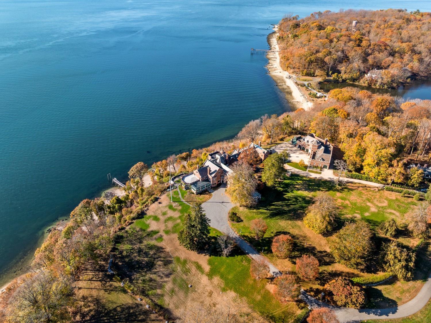 Single Family Fort Hill  Suffolk County, NY 11743, MLS-846697-3