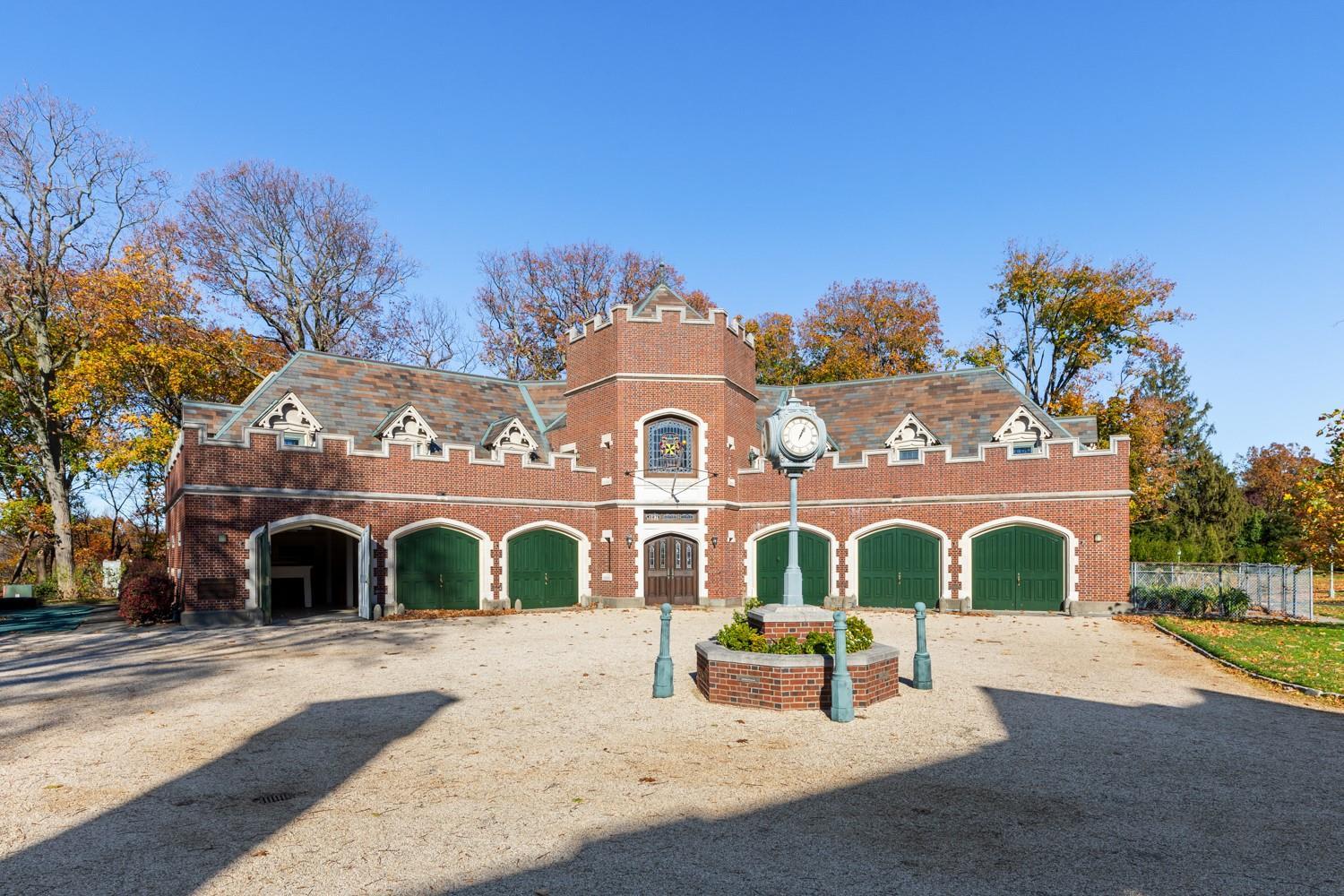 Single Family Fort Hill  Suffolk County, NY 11743, MLS-846697-43