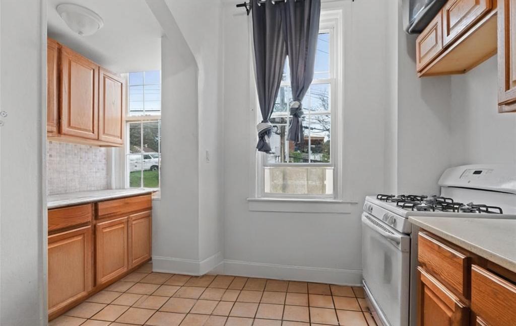 Single Family Tompkins Avenue  Westchester County, NY 10703, MLS-846708-20
