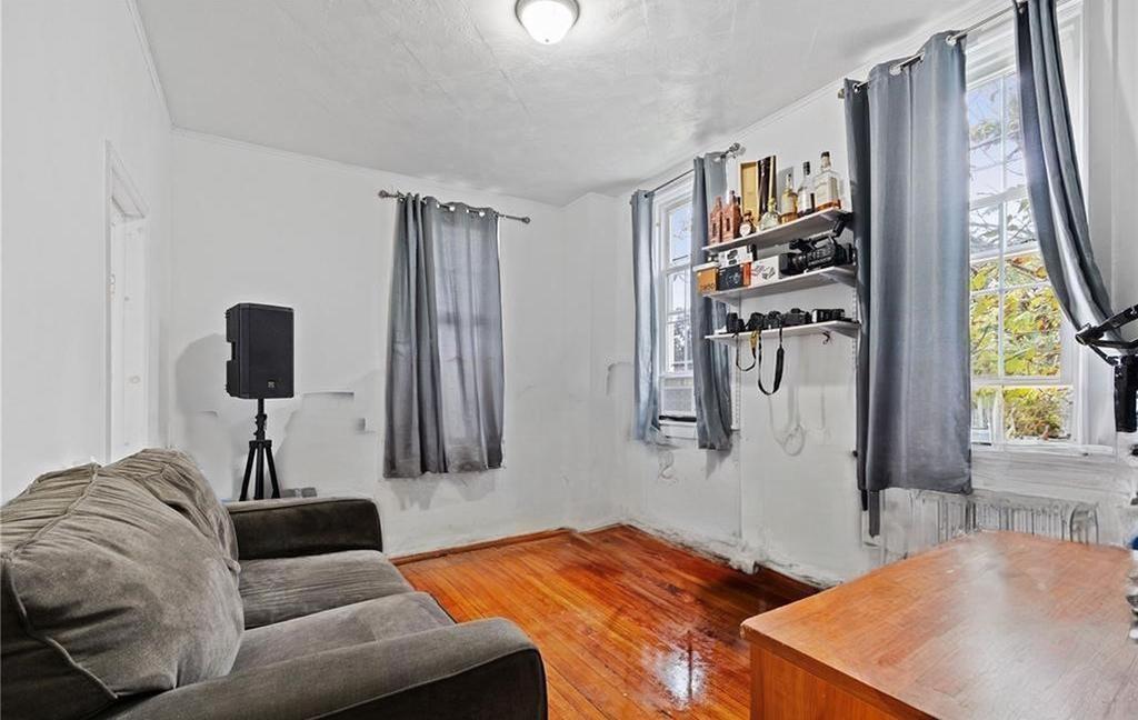 Single Family Tompkins Avenue  Westchester County, NY 10703, MLS-846708-22