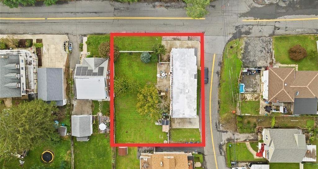 Single Family Tompkins Avenue  Westchester County, NY 10703, MLS-846708-33