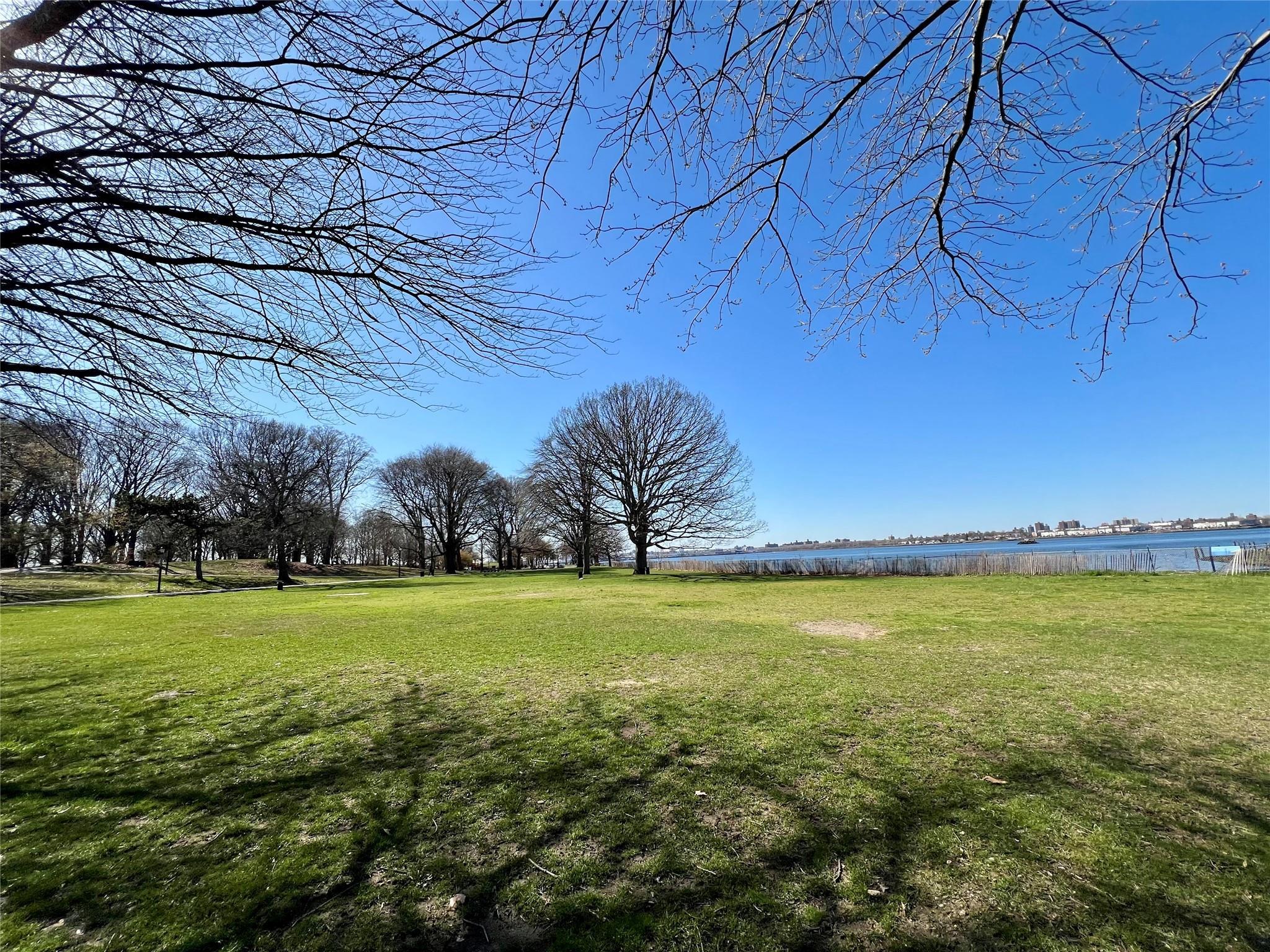 Single Family 7  Queens, NY 11356, MLS-846717-33