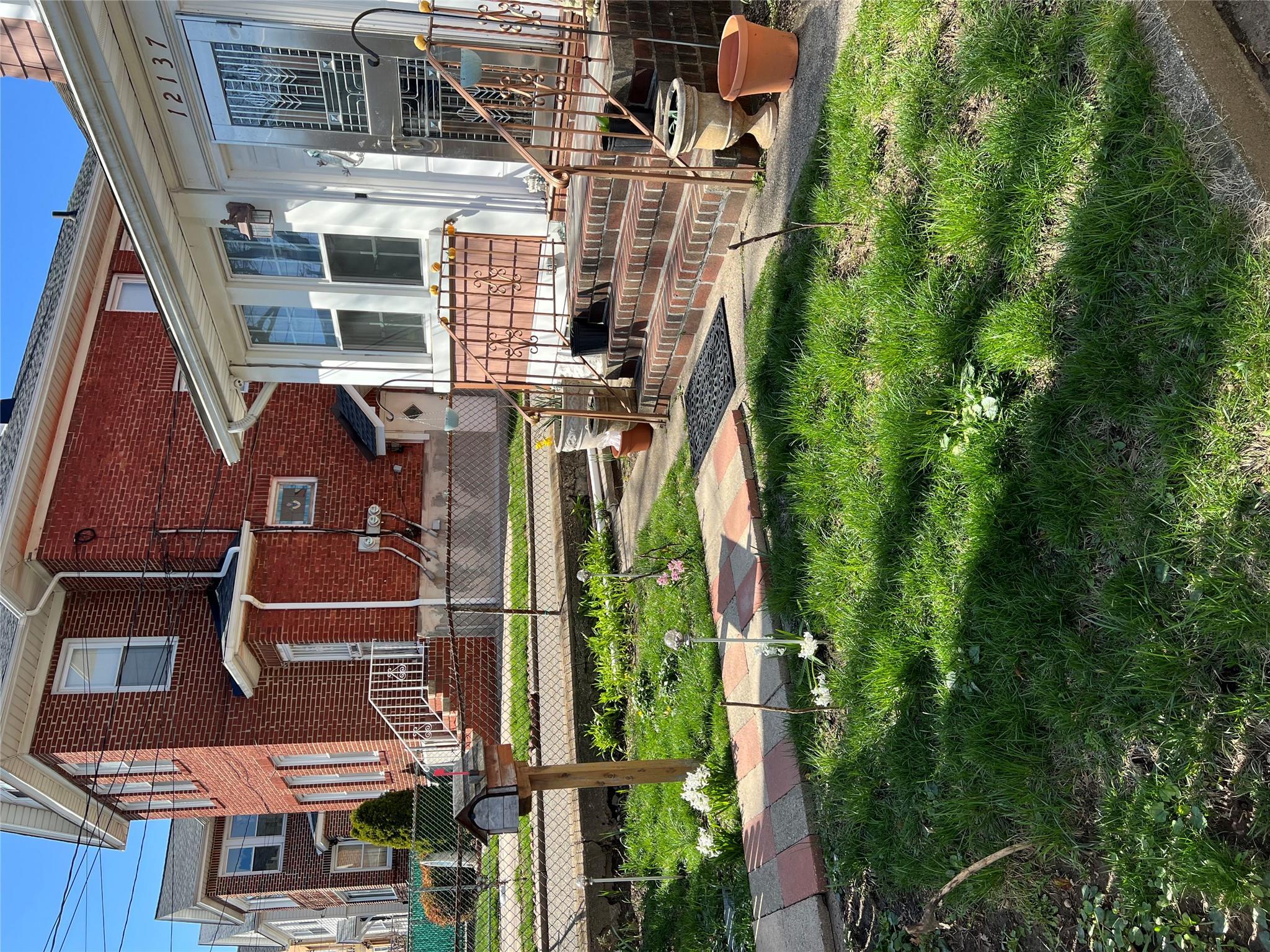Single Family 7  Queens, NY 11356, MLS-846717-4