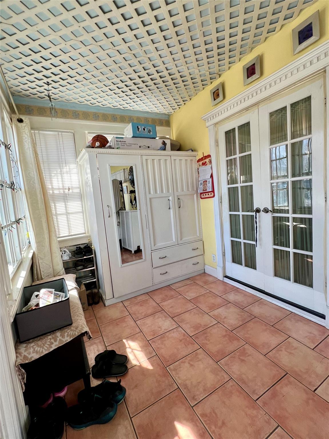 Single Family 7  Queens, NY 11356, MLS-846717-6