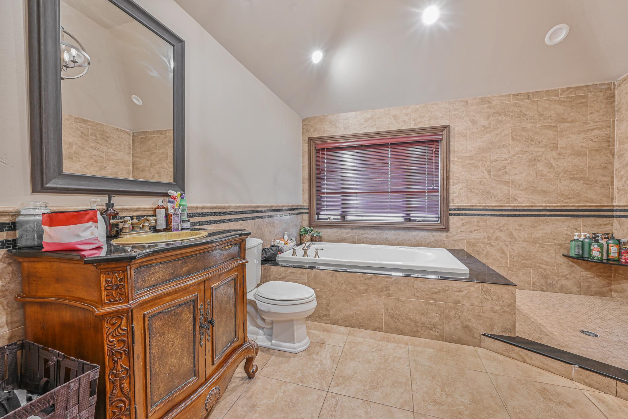 Single Family Deer Park  Suffolk County, NY 11746-5207, MLS-846726-19