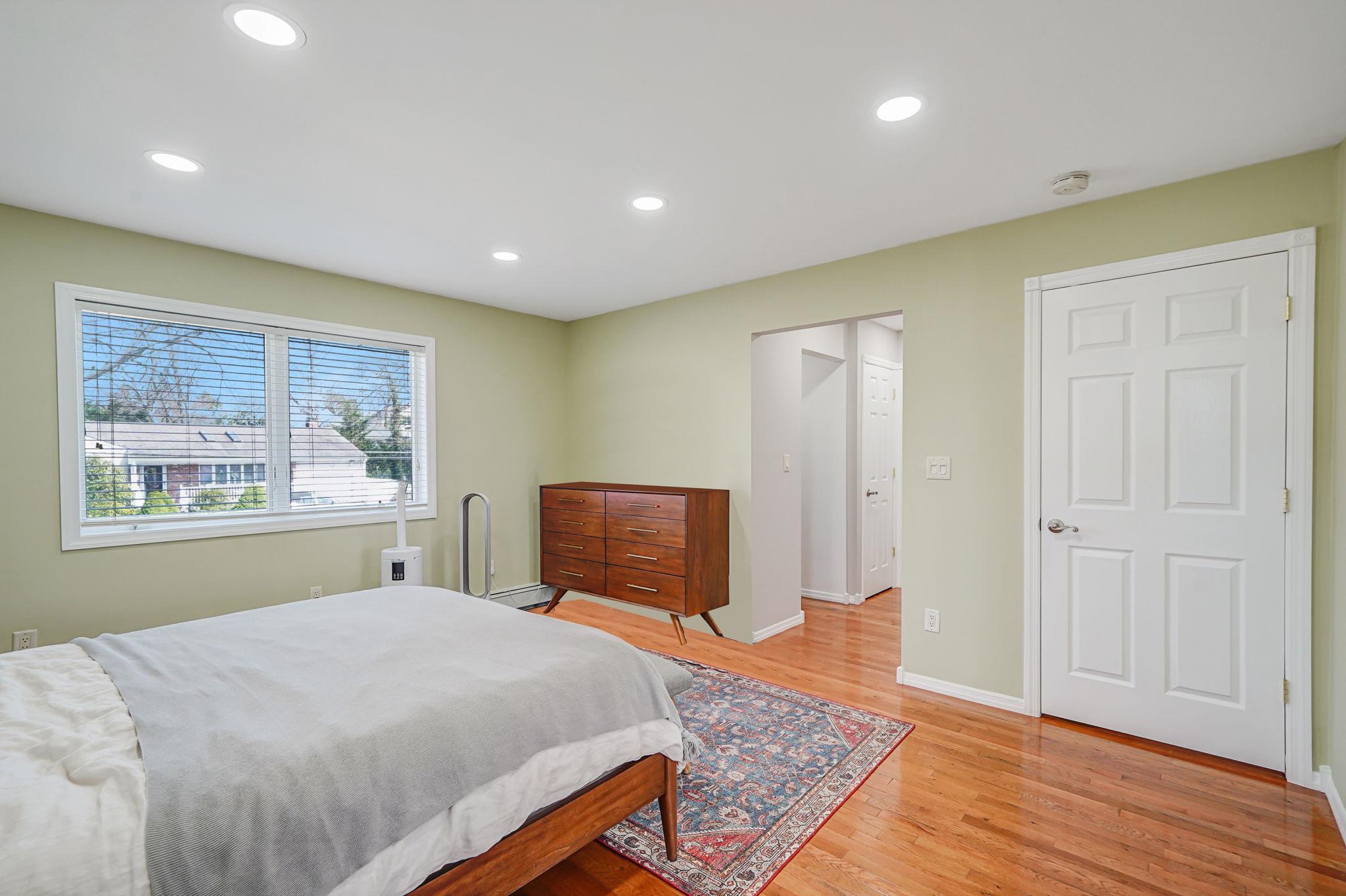 Single Family Orienta  Suffolk County, NY 11755, MLS-846758-23