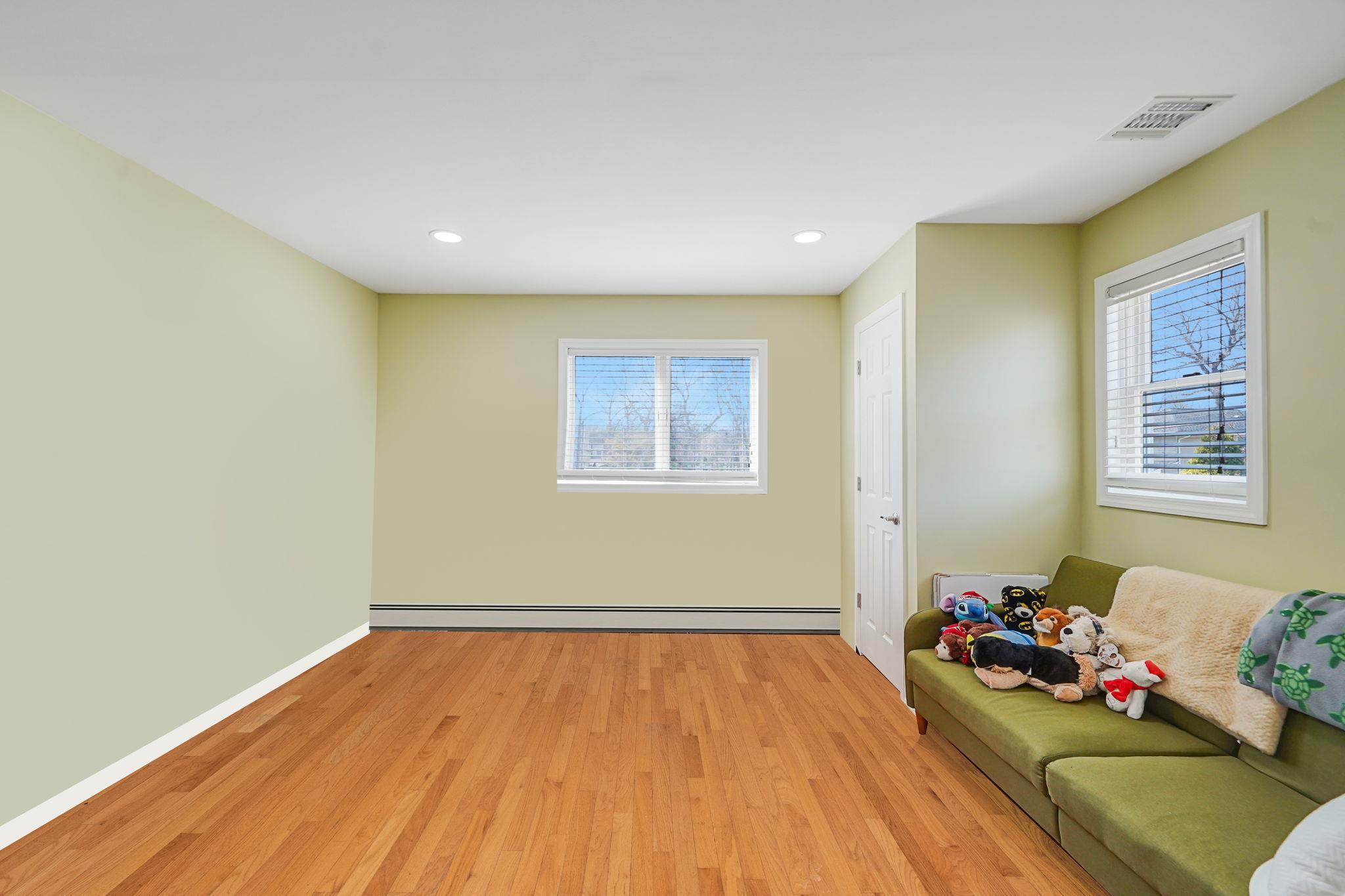 Single Family Orienta  Suffolk County, NY 11755, MLS-846758-24