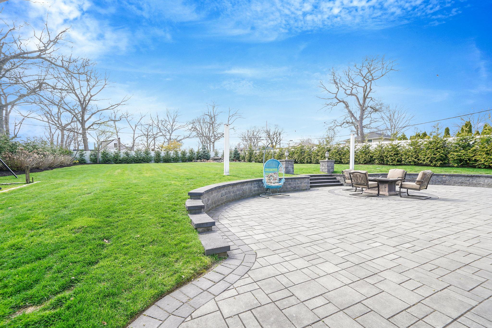 Single Family Orienta  Suffolk County, NY 11755, MLS-846758-31