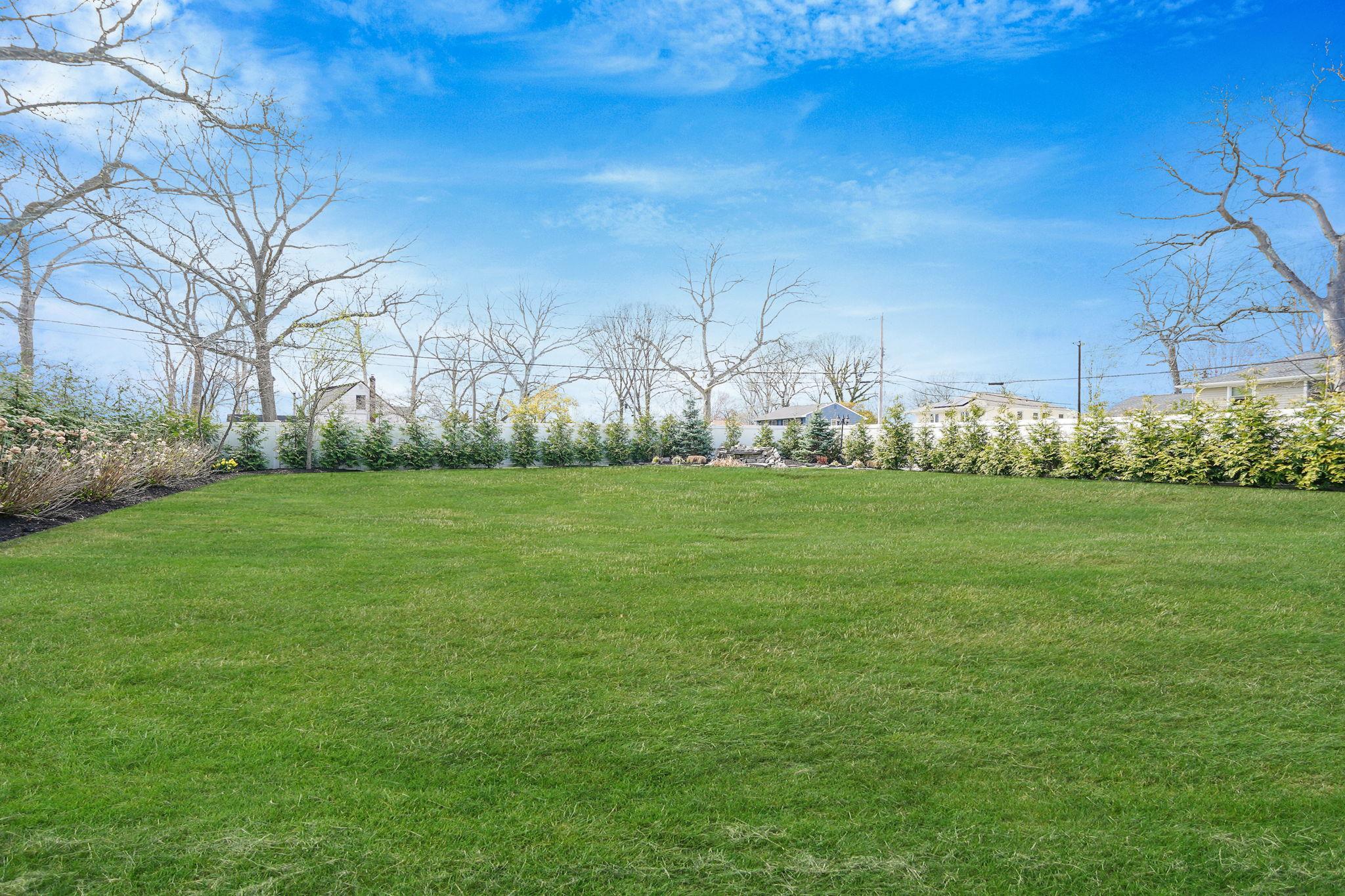 Single Family Orienta  Suffolk County, NY 11755, MLS-846758-33