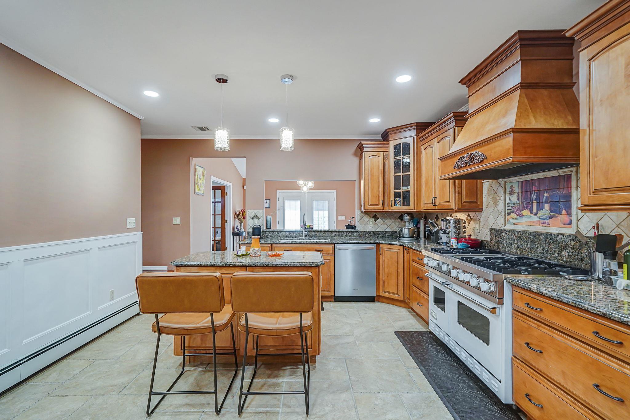 Single Family Orienta  Suffolk County, NY 11755, MLS-846758-7