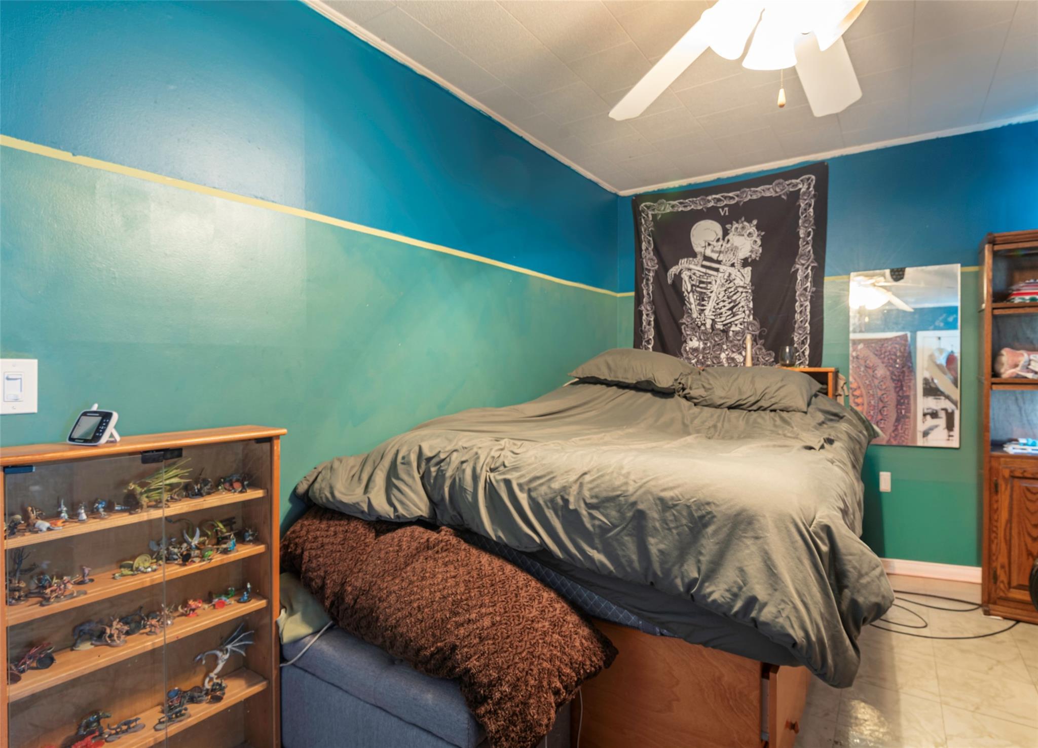 Single Family 87  Queens, NY 11426, MLS-846767-10