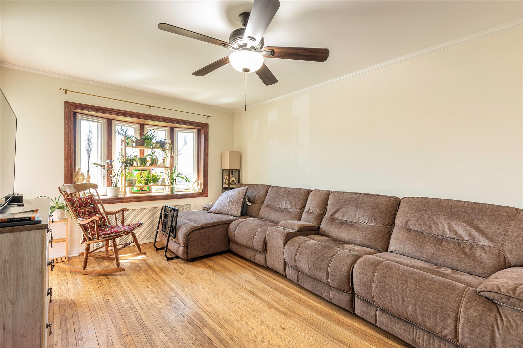 Single Family 87  Queens, NY 11426, MLS-846767-2