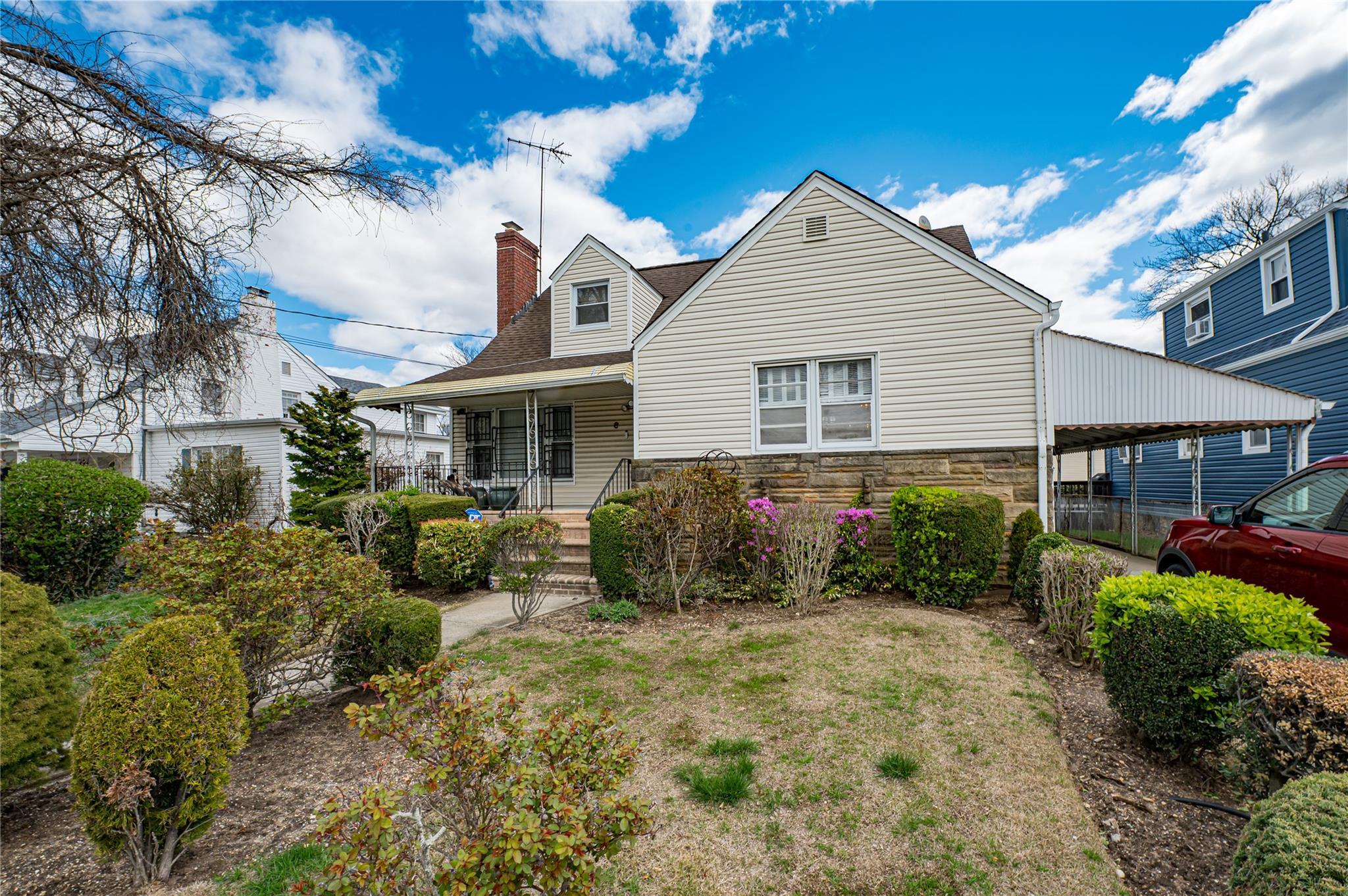 Single Family Ave  Nassau County, NY 11520, MLS-846786-19