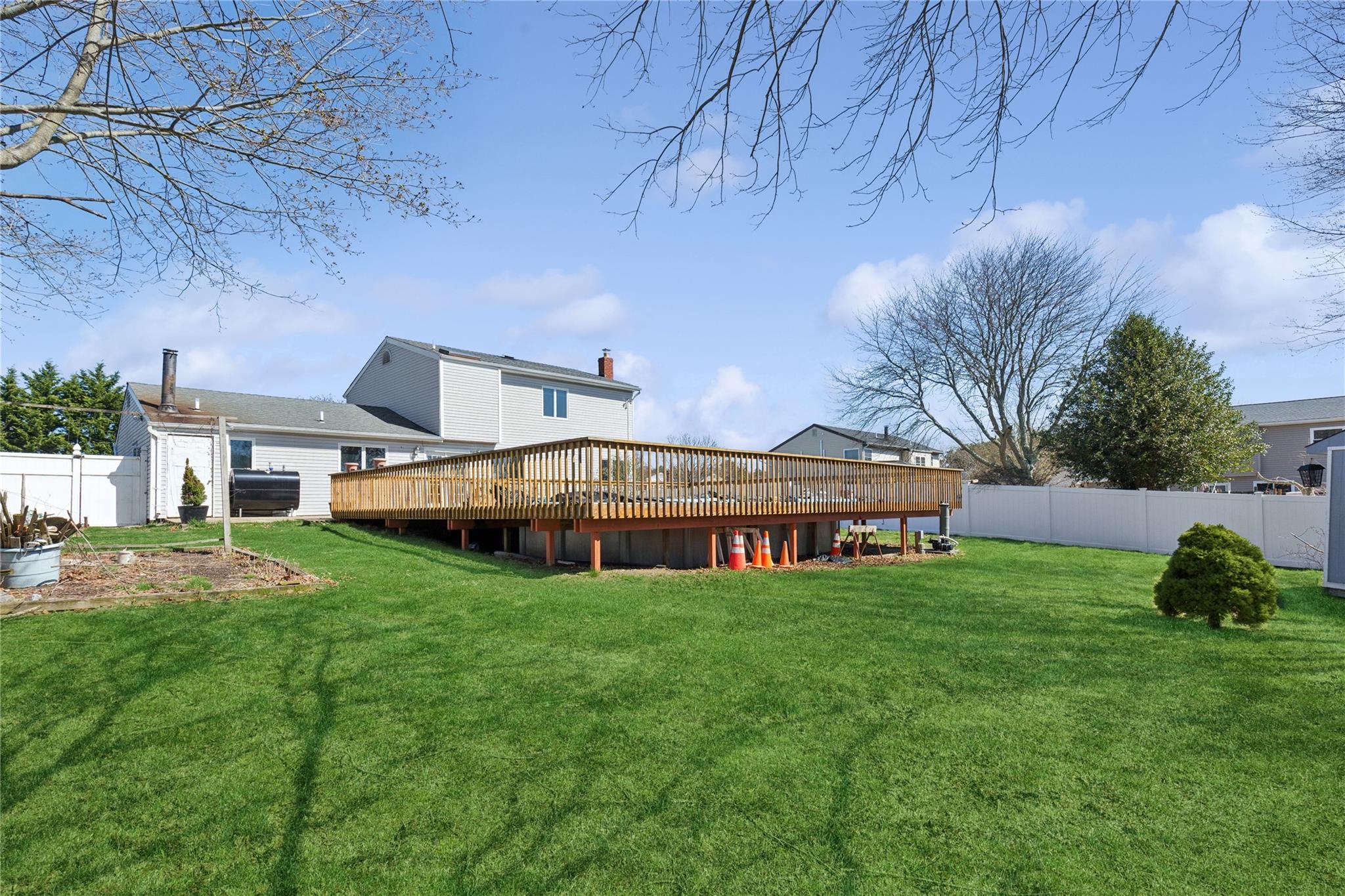 Single Family Sprat  Suffolk County, NY 11763, MLS-846812-23