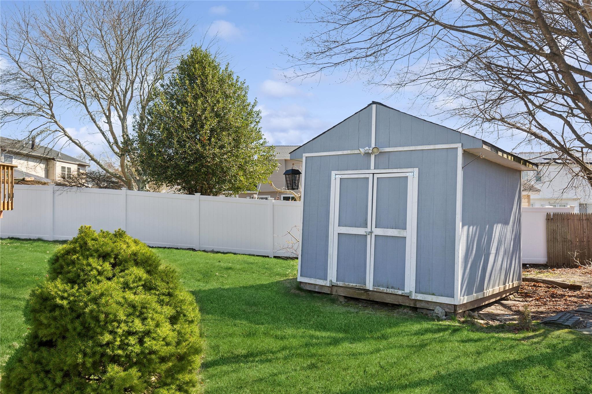 Single Family Sprat  Suffolk County, NY 11763, MLS-846812-25