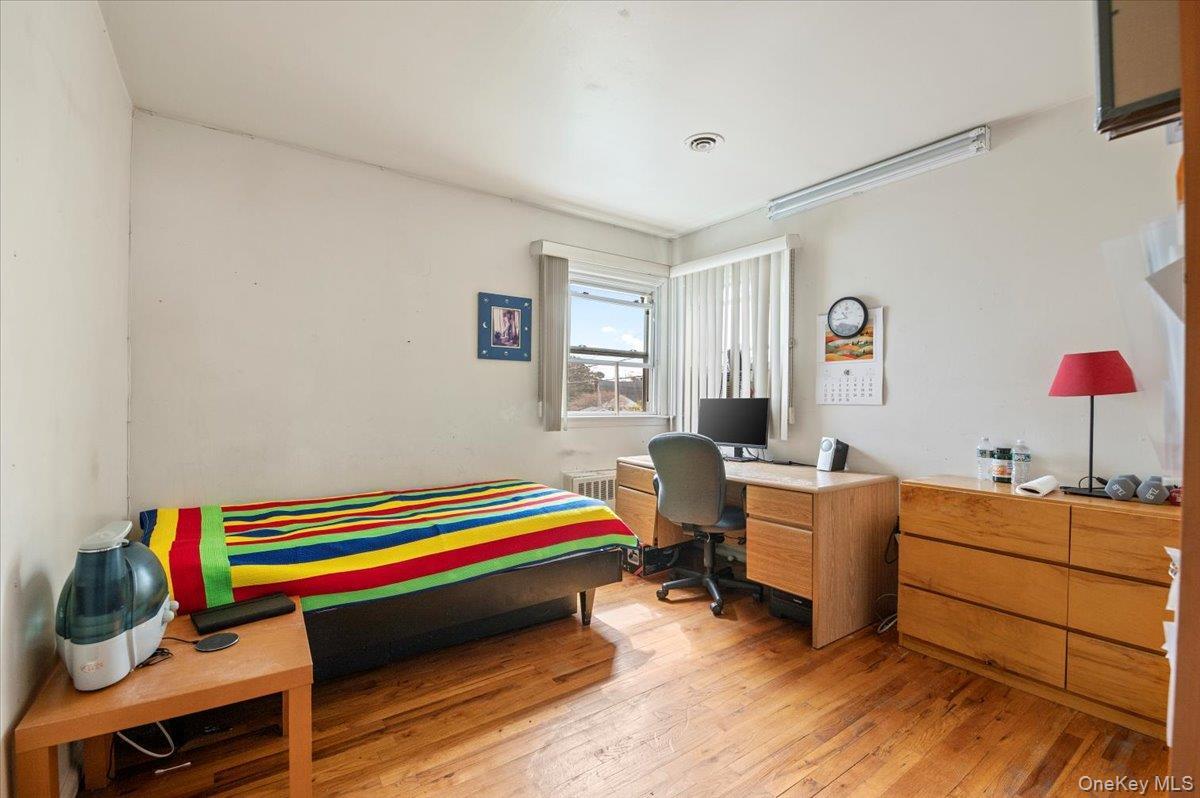 Single Family Hilary  Nassau County, NY 11590, MLS-846816-12