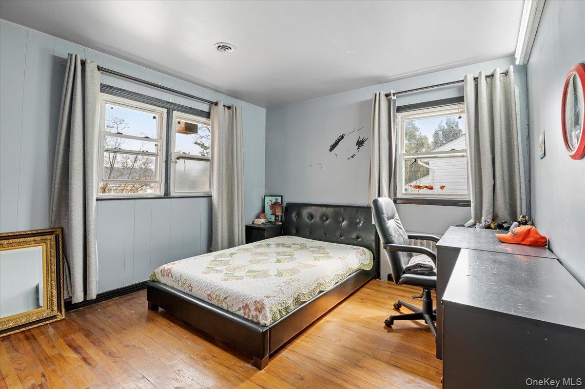 Single Family Hilary  Nassau County, NY 11590, MLS-846816-13