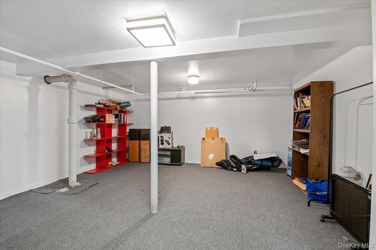 Single Family Hilary  Nassau County, NY 11590, MLS-846816-20