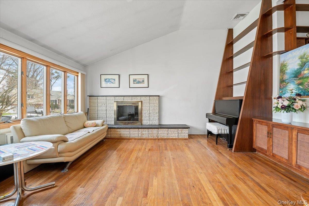 Single Family Hilary  Nassau County, NY 11590, MLS-846816-3