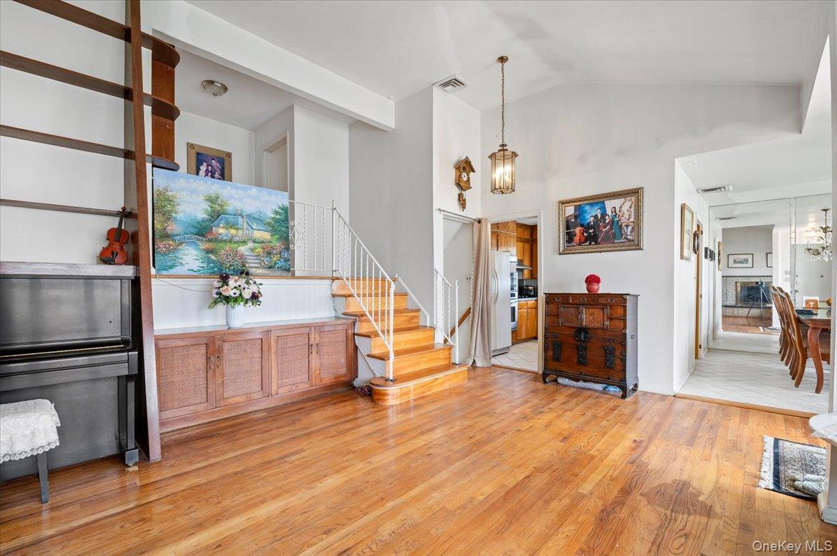 Single Family Hilary  Nassau County, NY 11590, MLS-846816-5