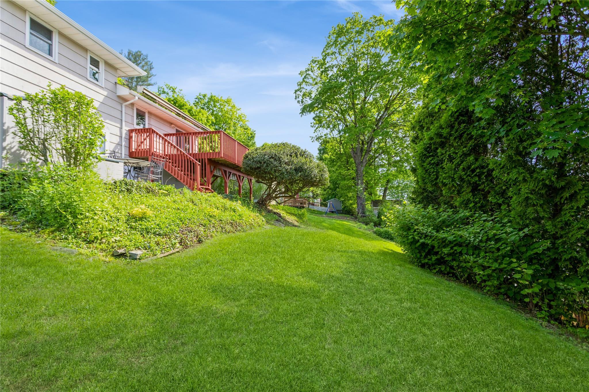 Single Family Warren  Westchester County, NY 10594, MLS-846821-32