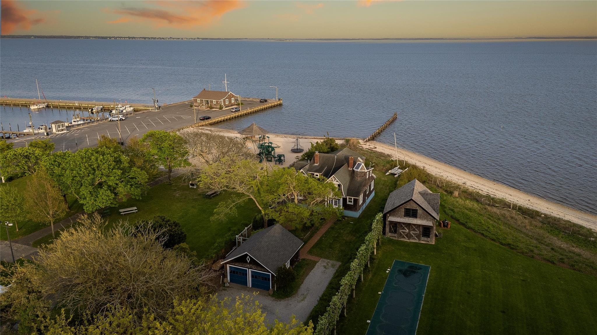 Single Family Shore  Suffolk County, NY 11713, MLS-846838-35