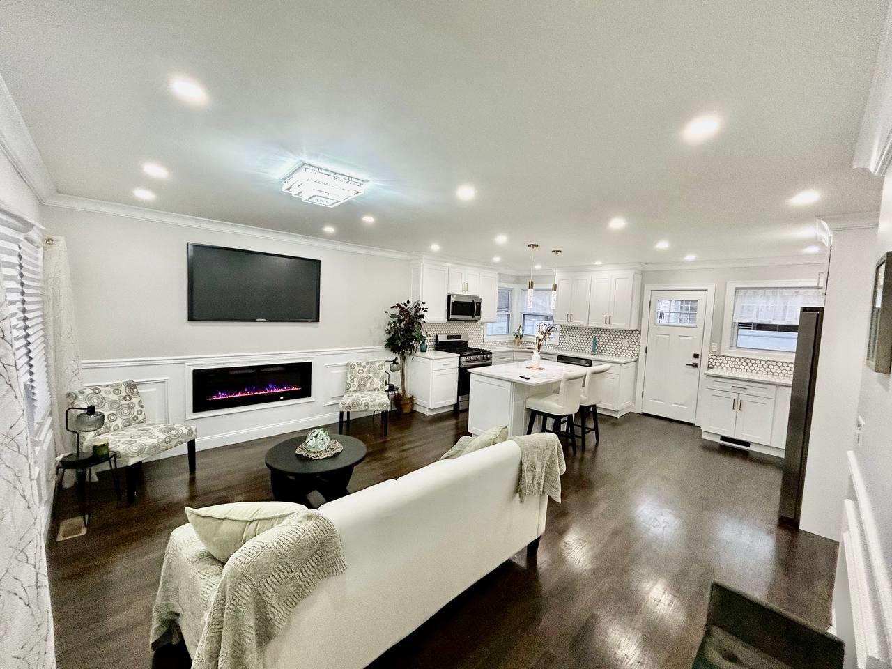 Single Family Laurelton  Queens, NY 11422, MLS-846840-6
