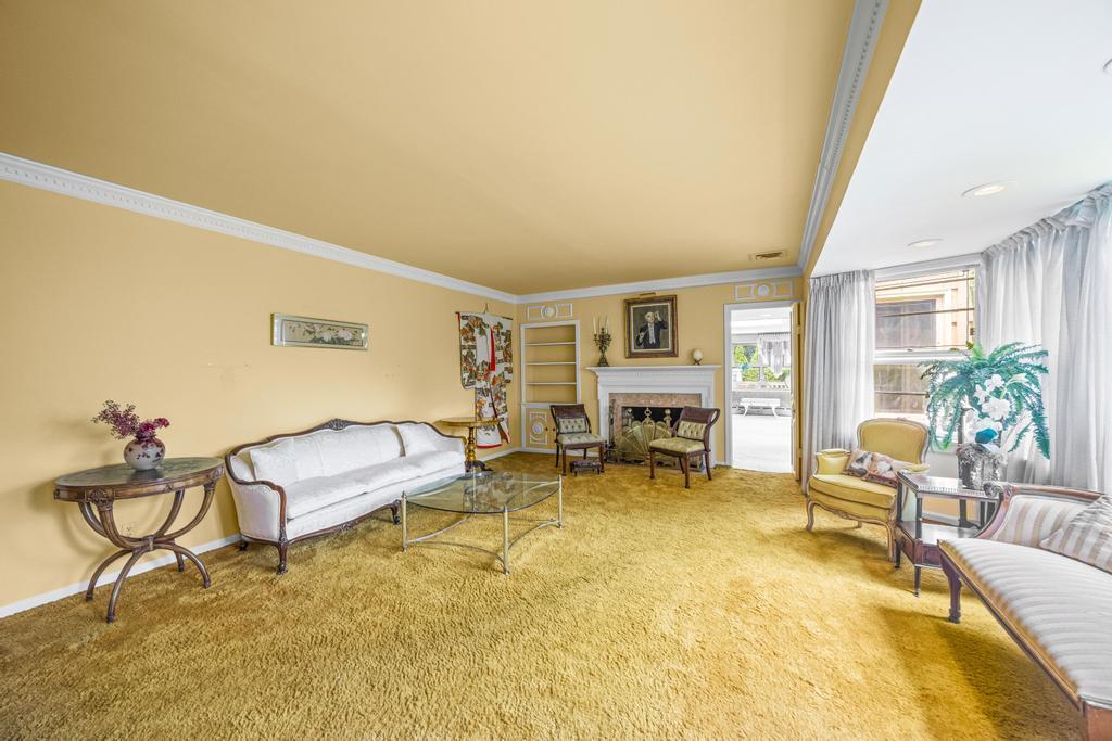 Single Family Willow  Nassau County, NY 11598, MLS-846863-18