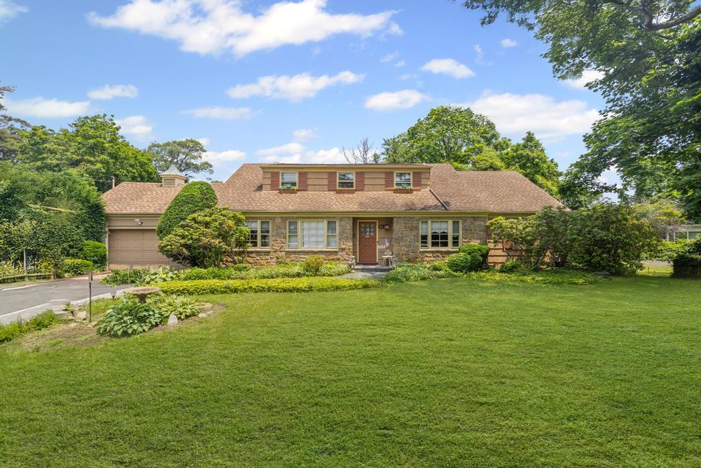 Single Family Willow  Nassau County, NY 11598, MLS-846863-4