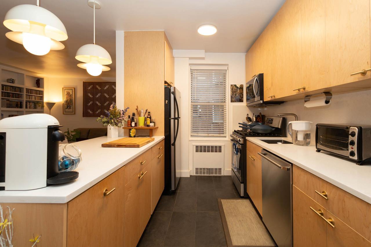 Coop Dahill  Brooklyn, NY 11218, MLS-846898-10