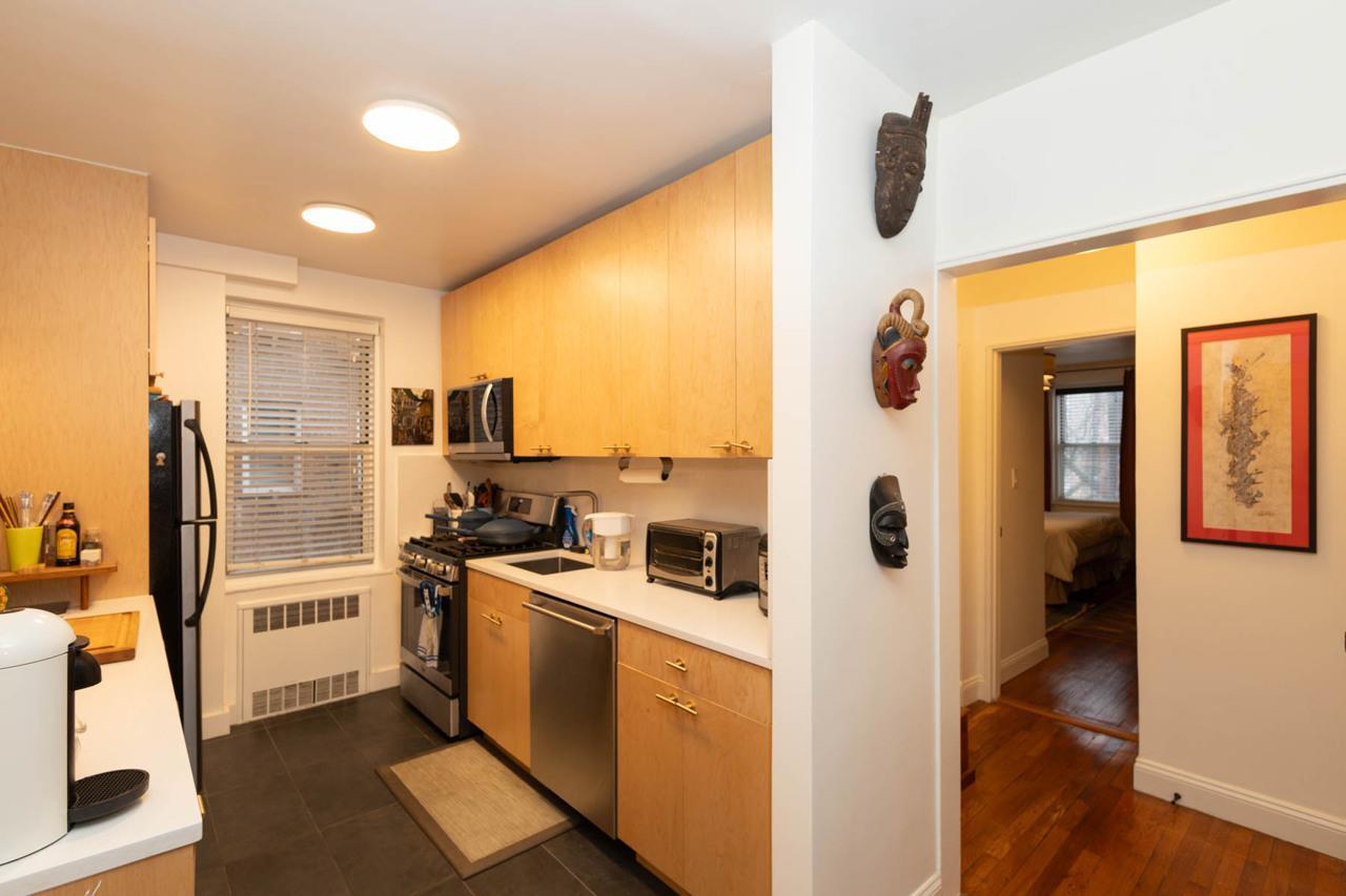 Coop Dahill  Brooklyn, NY 11218, MLS-846898-7