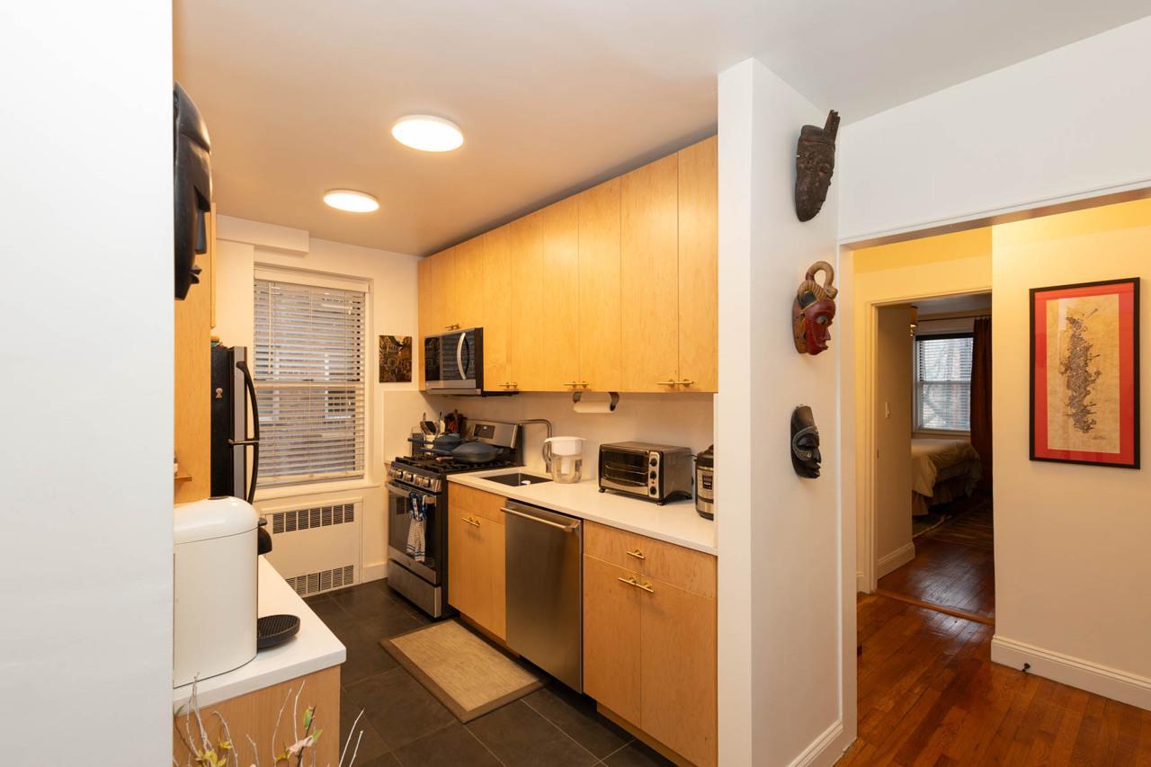 Coop Dahill  Brooklyn, NY 11218, MLS-846898-8