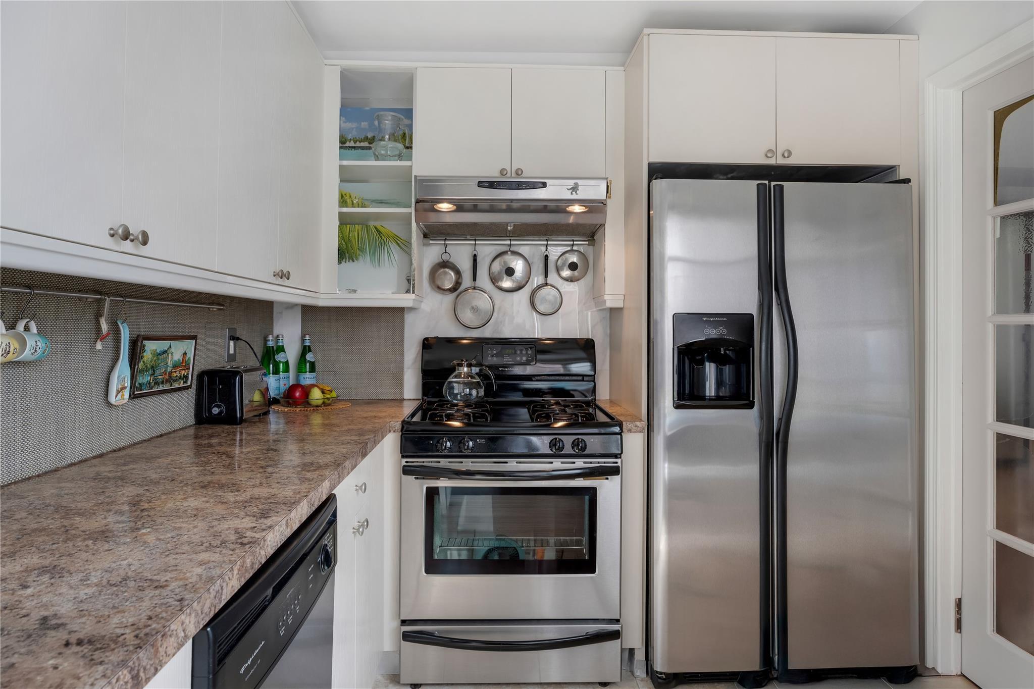 Condo Ocean  Brooklyn, NY 11230, MLS-846899-7