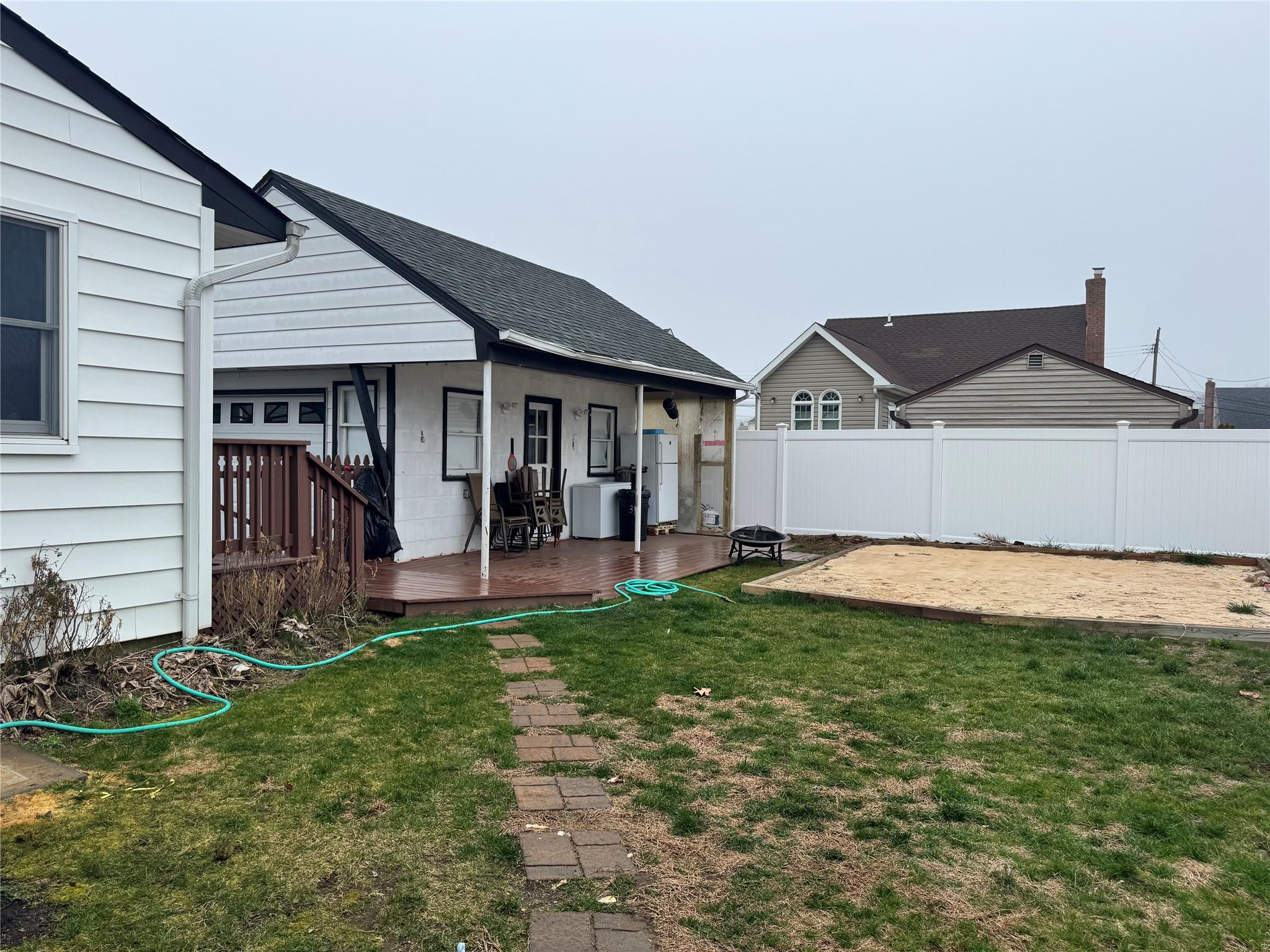 Single Family Cedar  Suffolk County, NY 11726, MLS-846918-16