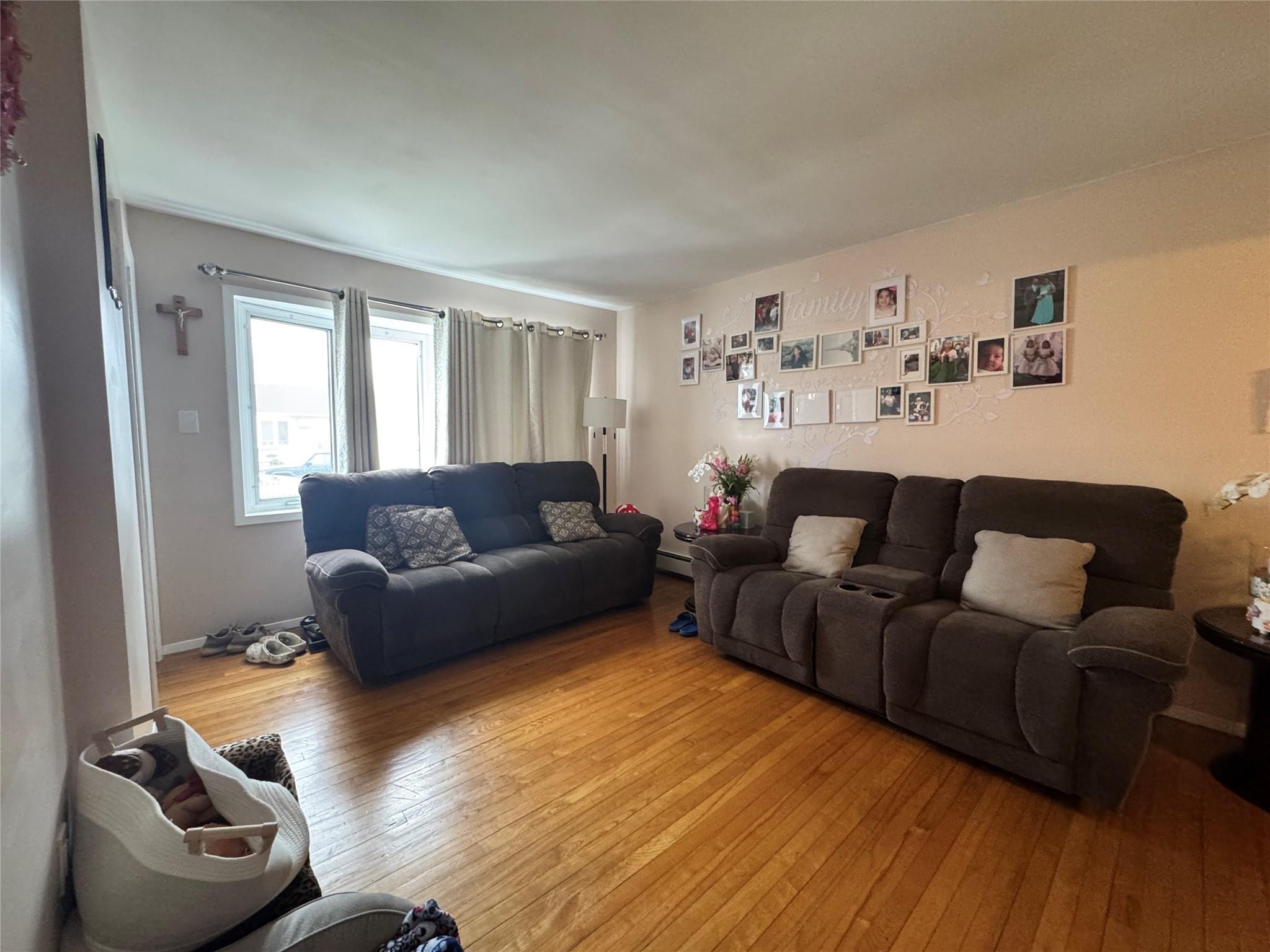Single Family Cedar  Suffolk County, NY 11726, MLS-846918-3