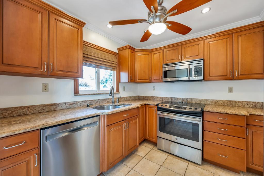 Single Family Spruce  Nassau County, NY 11801, MLS-846926-3