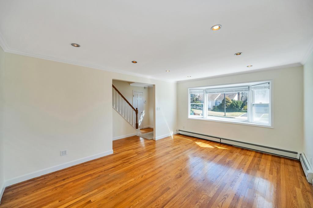 Single Family Spruce  Nassau County, NY 11801, MLS-846926-6