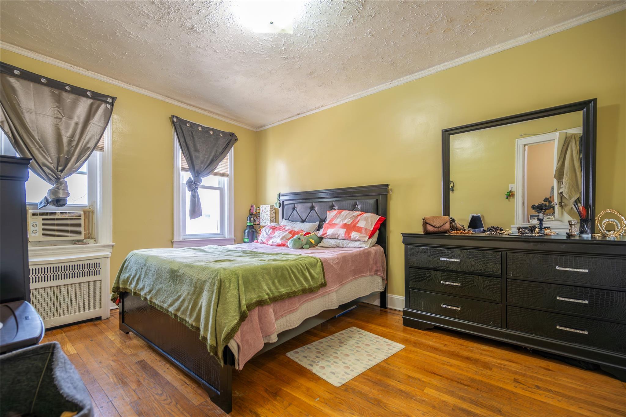 Single Family 95  Queens, NY 11369, MLS-846938-11