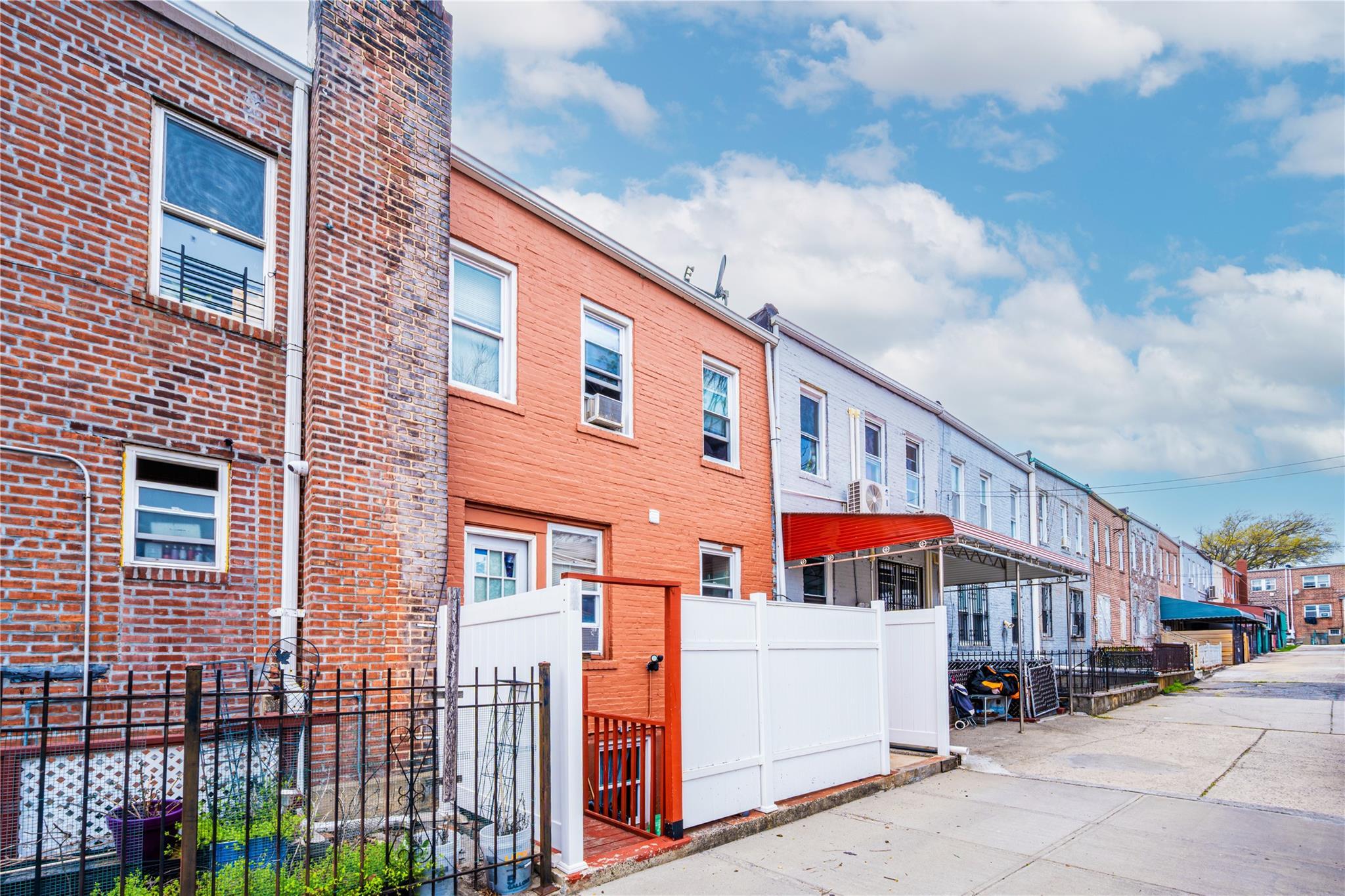 Single Family 95  Queens, NY 11369, MLS-846938-5