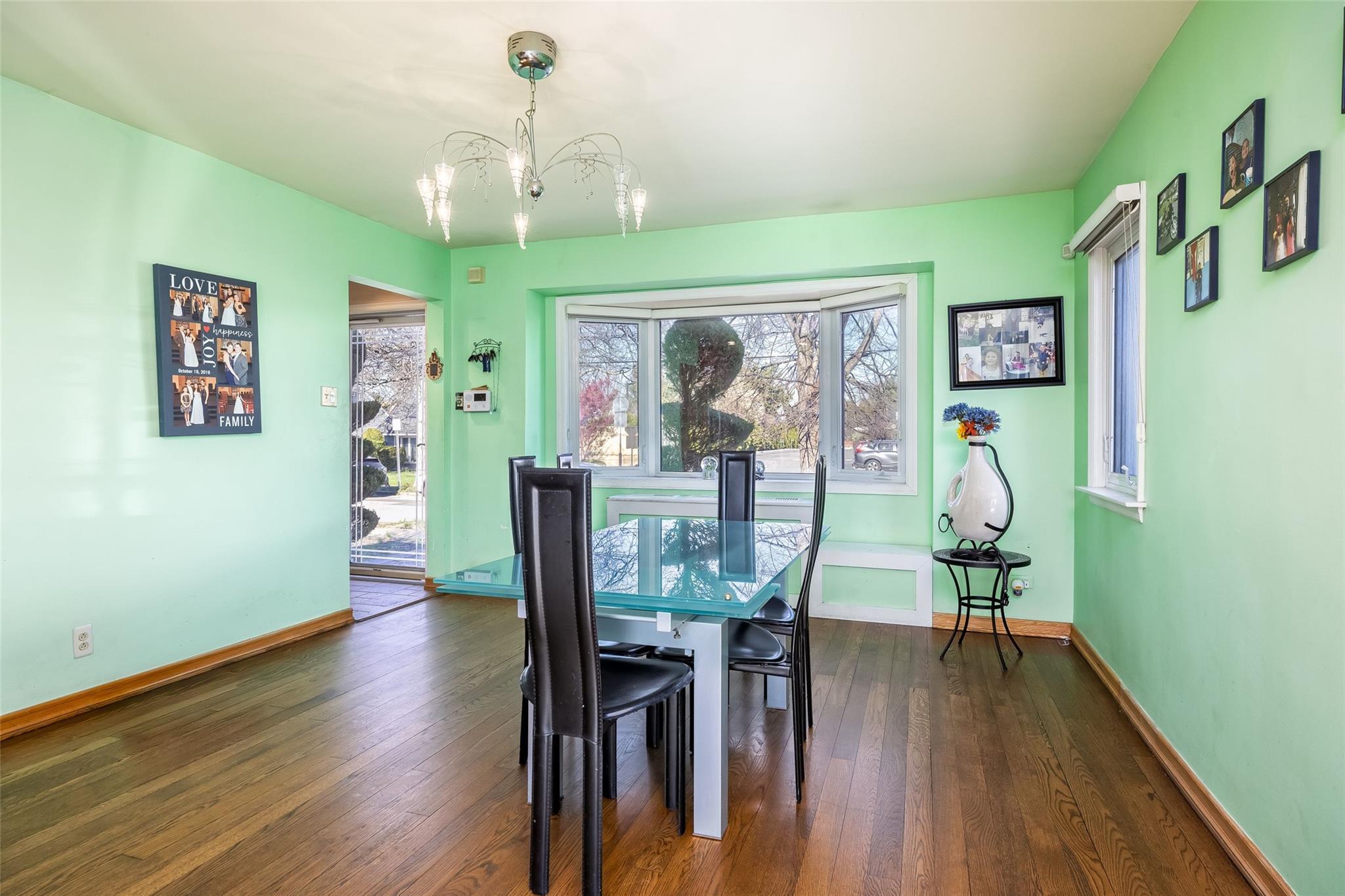 Single Family Ocean  Nassau County, NY 11710, MLS-846961-10